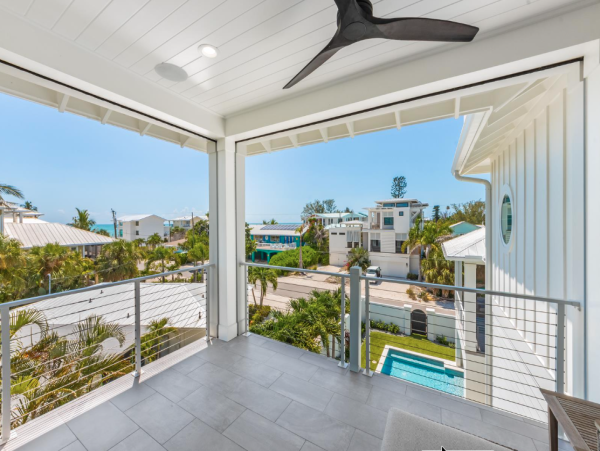 Luxury Beach Retreat on Anna Maria Island - Unforgettable Getaway